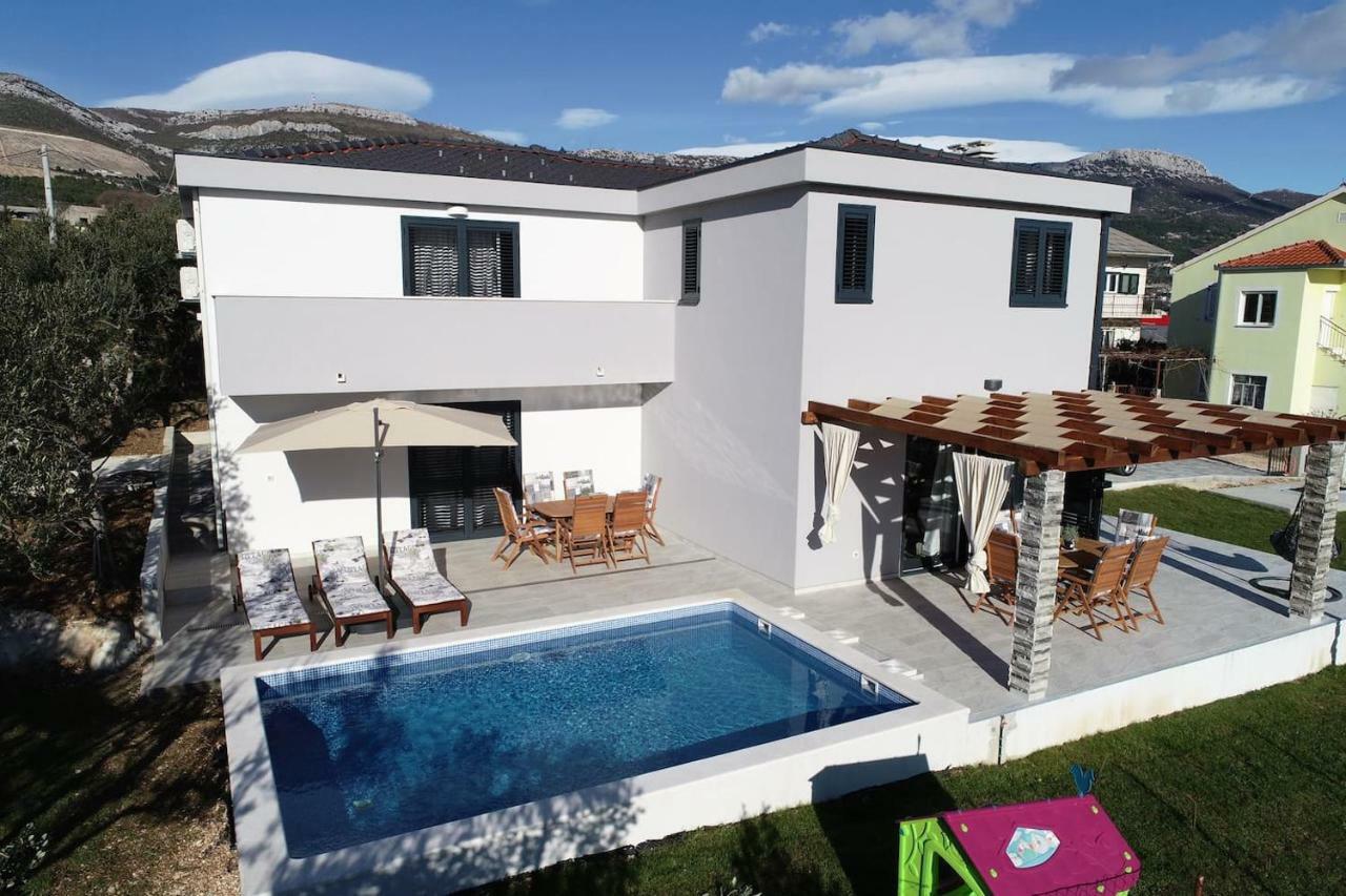 The Globetrotter'S Residence Kaštel Novi Zewnętrze zdjęcie
