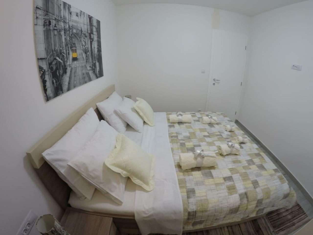The Globetrotter'S Residence Kaštel Novi Zewnętrze zdjęcie